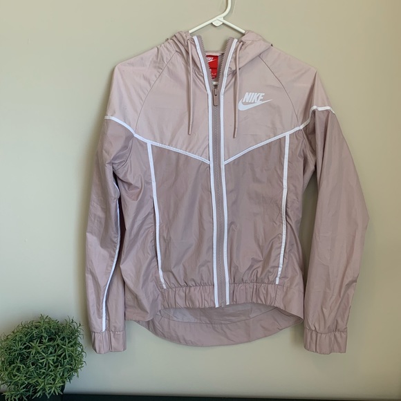 Nike Jackets & Blazers - Nike Wind breaker